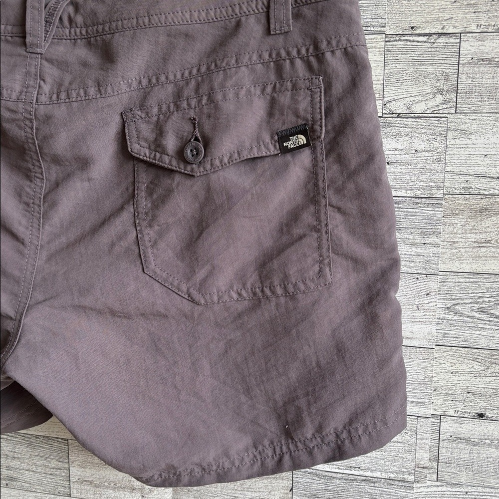 The North Face Hiking shorts Women's 12 hiking 4.5" Inseam walking gorpcore - Picture 4 of 9